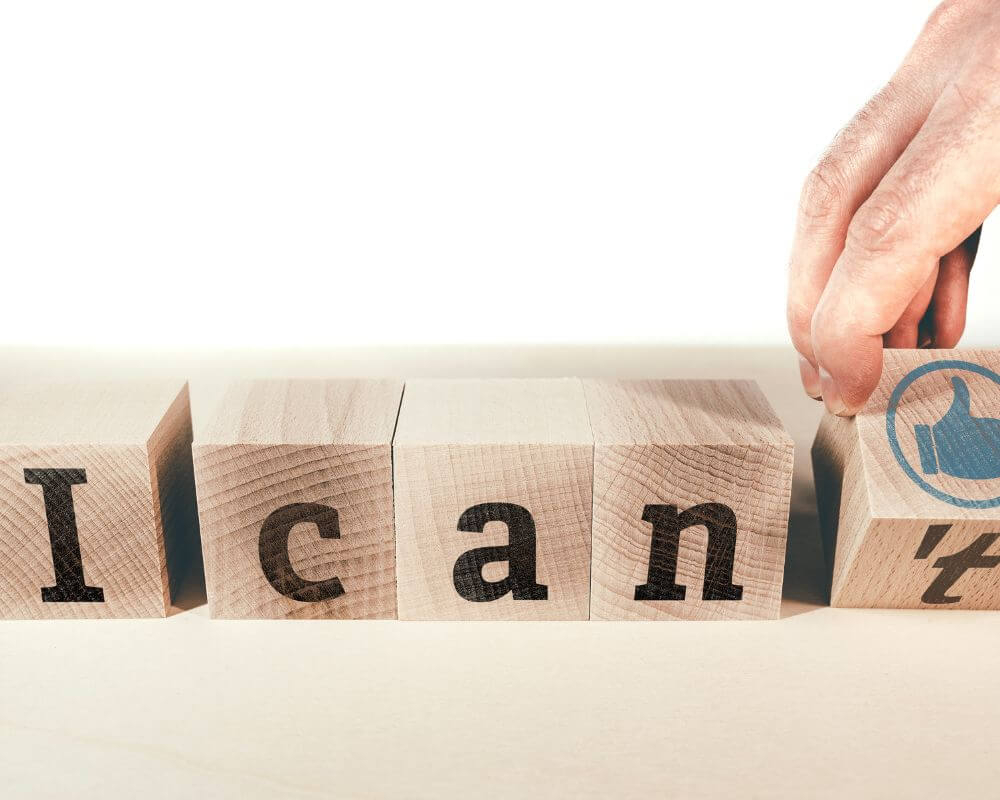 a banner stating "i can" and "i can't" in a contradicting manner